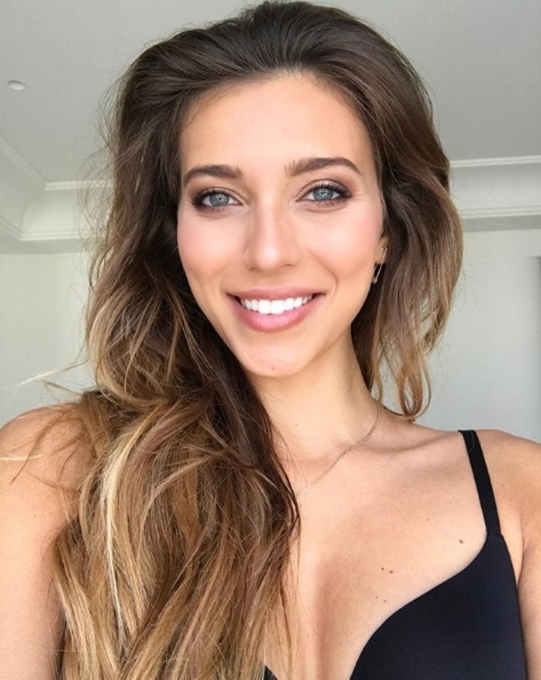 Регина Тодоренко