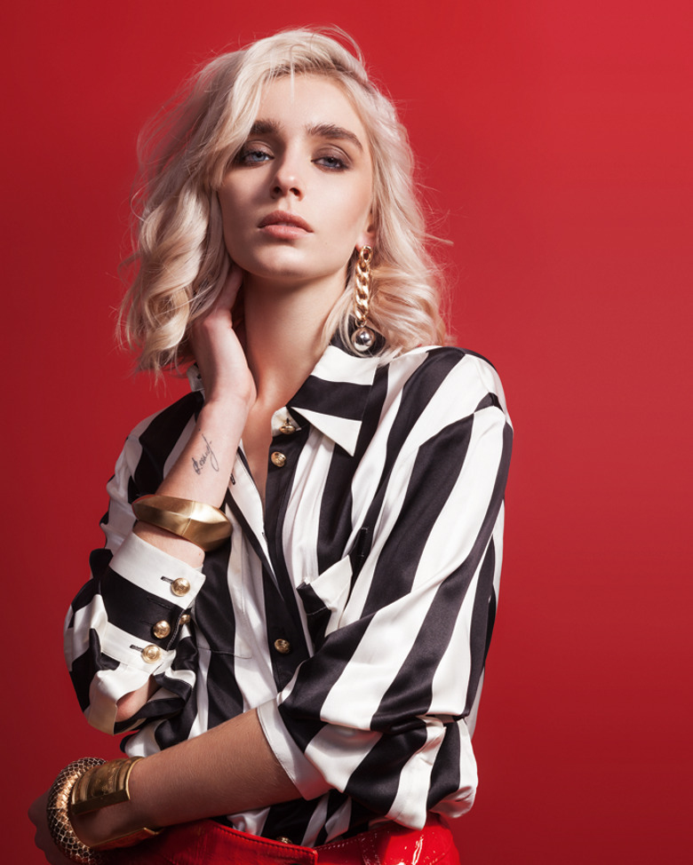 Стиль: Надина Смирнова. Макияж и прически: Ольга БИЛЬ. Модель: Алеся Names Models