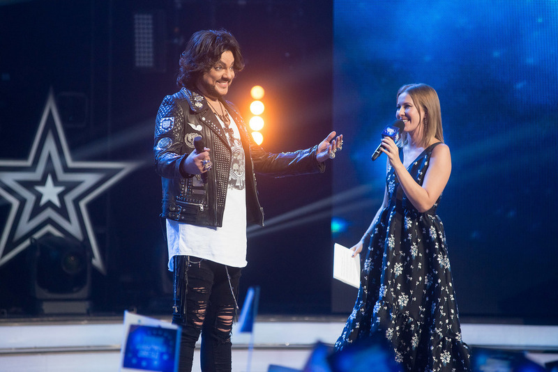 Ксения Собчак предложила Киркорову открыть цветочную палатку