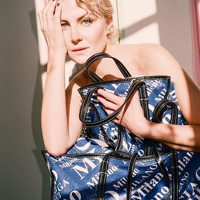 Подписчики назвали Ренату "красавицей"