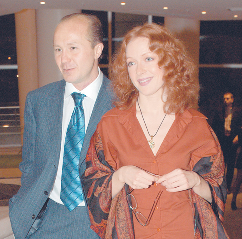 Наталью и ее супруга Андрея Панина часто называли яркой актерской парой. И еще они стали родителями двух сыновей, которые, по слухам, уже думают об актерской карьере