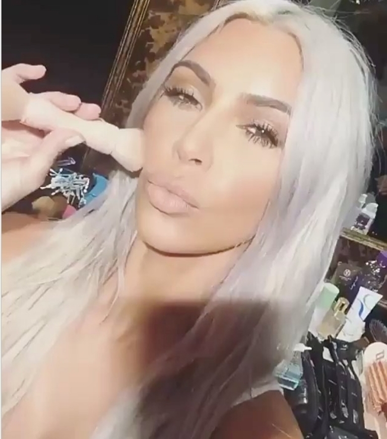 Ким Кардашьян