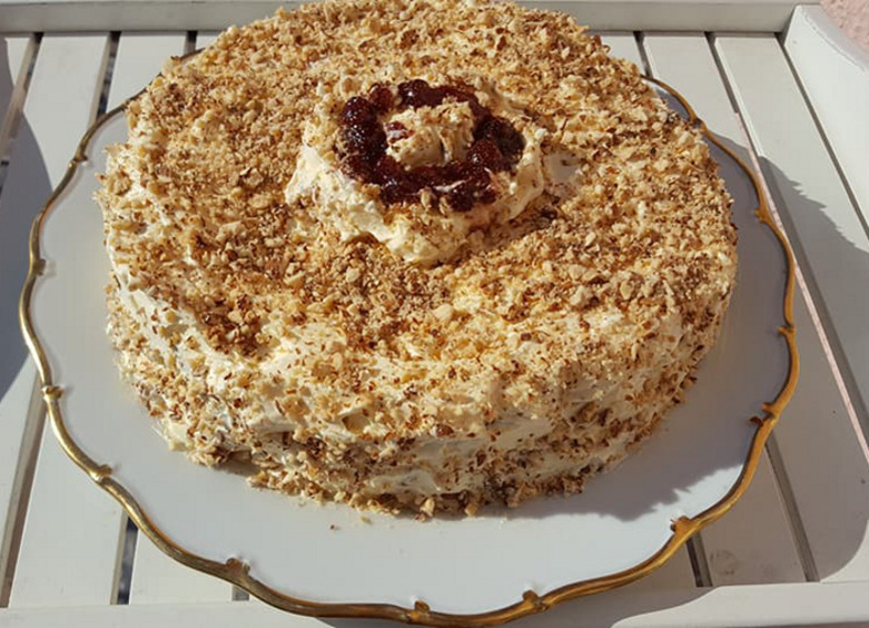 Морковно-миндальный торт