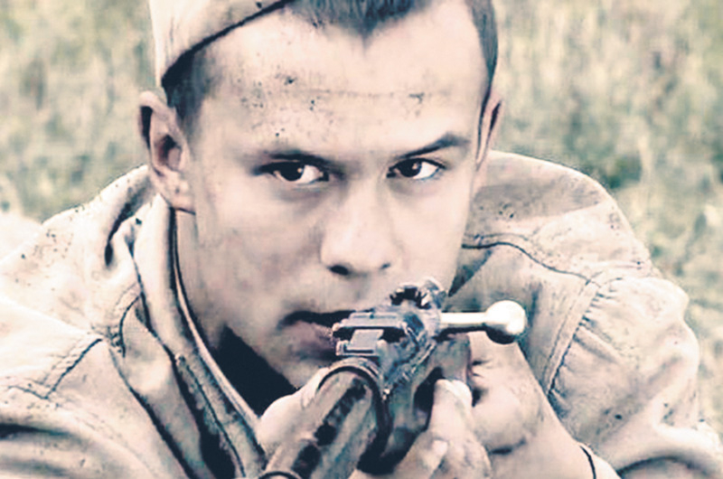 Сериал «Диверсант» вышел на экраны в 2004 году. Именно этот проект вывел популярность Кирилла на новый уровень