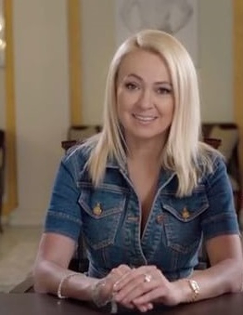 Яна редко публикует фото без ретуши