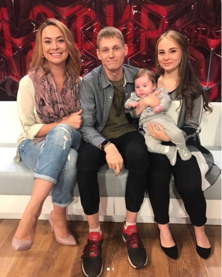 Наталья Фриске и семья Кирилла Меньшикова