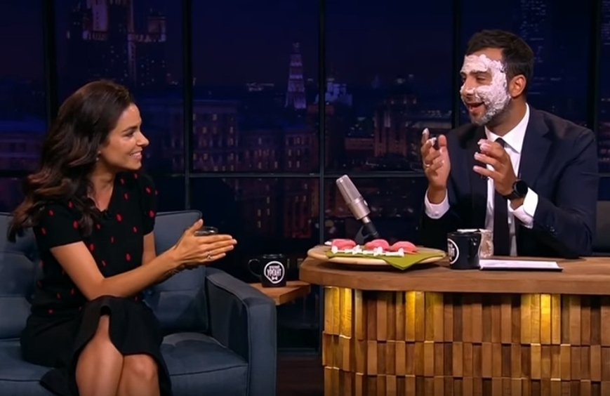 Иван Ургант и Ирена Понарошку