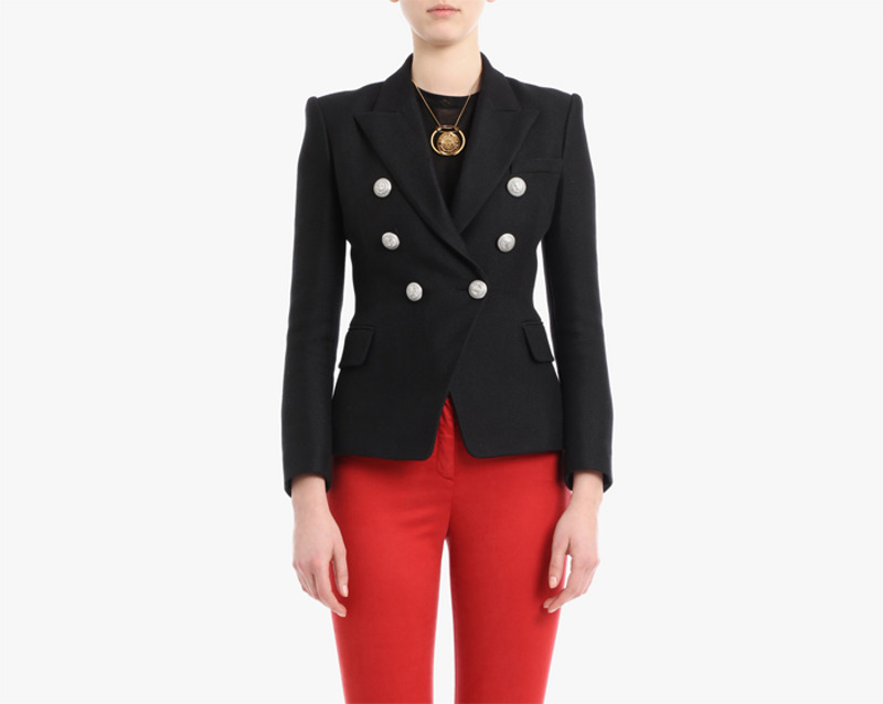 Жакет может быть выполнен в самых разнообразных вариантах