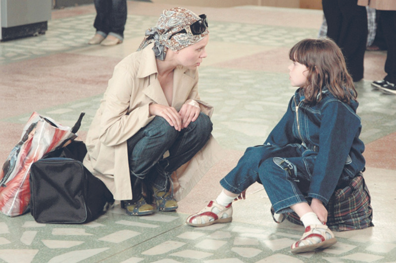 Яна не только сыграла одну из главных ролей в драме Василия Сигарева «Волчок», но и вдохновила мужа на написание сценария для картины. В результате фильм собрал богатый урожай призов на разных фестивалях