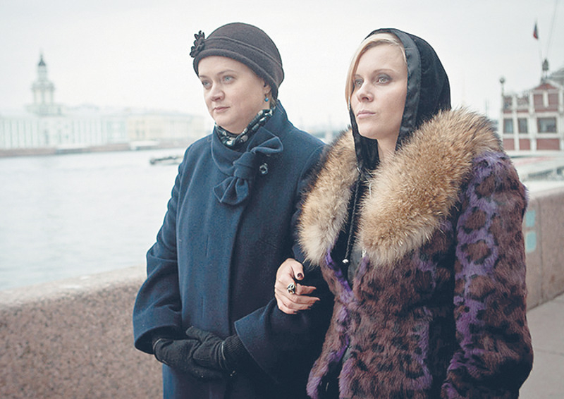 В фильме «Кококо» Яна Троянова и Анна Михалкова стали ярким комедийным дуэтом