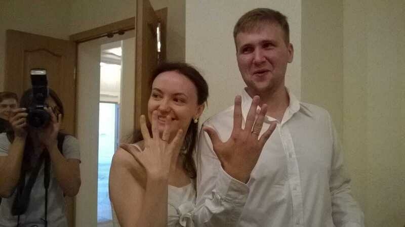 Младший сын актрисы Иван с супругой Дарьей