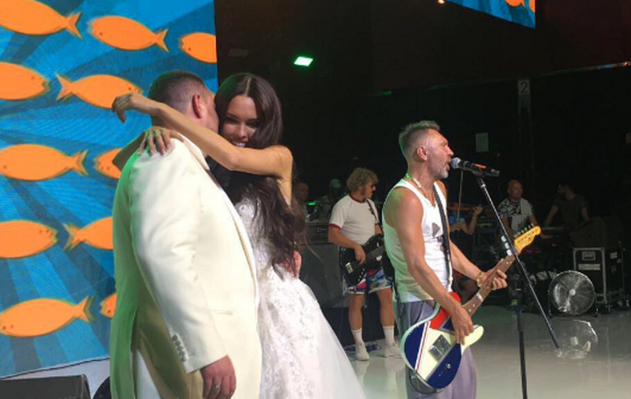 Гагарина и Шнур зажигали на свадьбе самарского олигарха