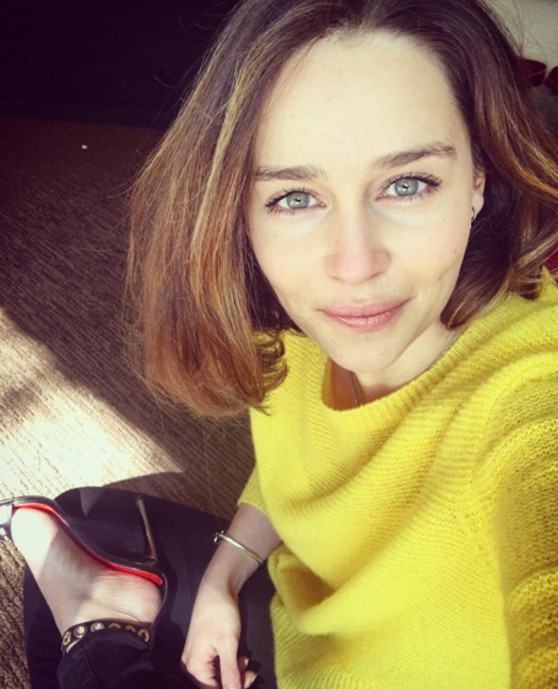 Эмилия Кларк на съемках носила парик