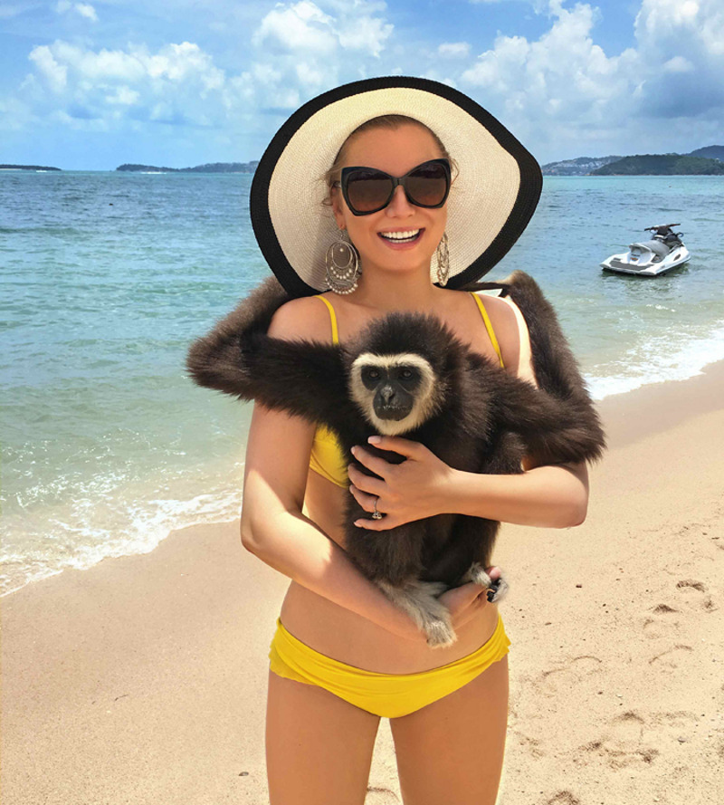 Сама Лена Ленина этим летом отдыхала в Греции