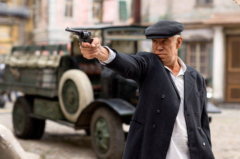 В кино Гармаш часто играет брутальных мужчин. В сериале «Мурка» – вора в законе