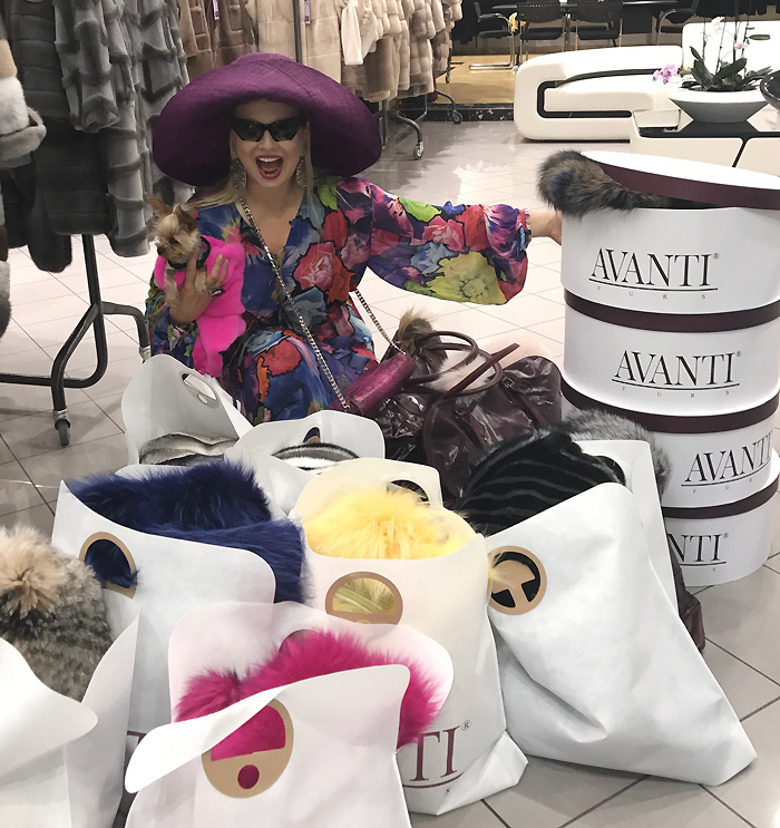 Лена Ленина купила шубы себе и всем своим близким