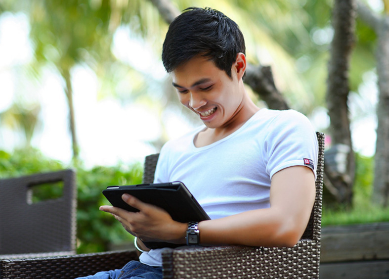 Как реагировать на флирт любимого в соцсетях?