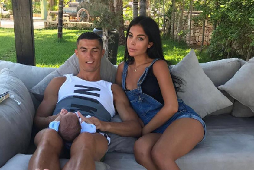 КРИШТИАНУ РОНАЛДУ с девушкой