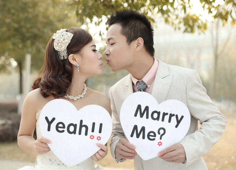 Если мужчина сразу делает предложение - не обольщайтесь