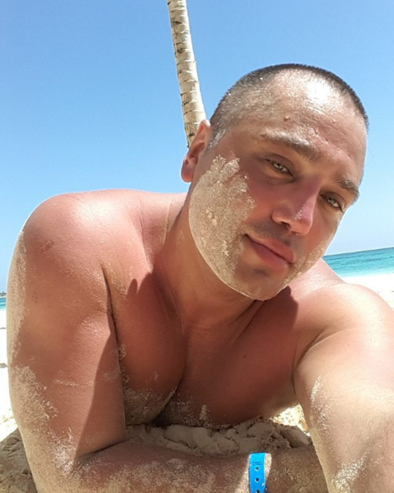 Рустам Солнцев