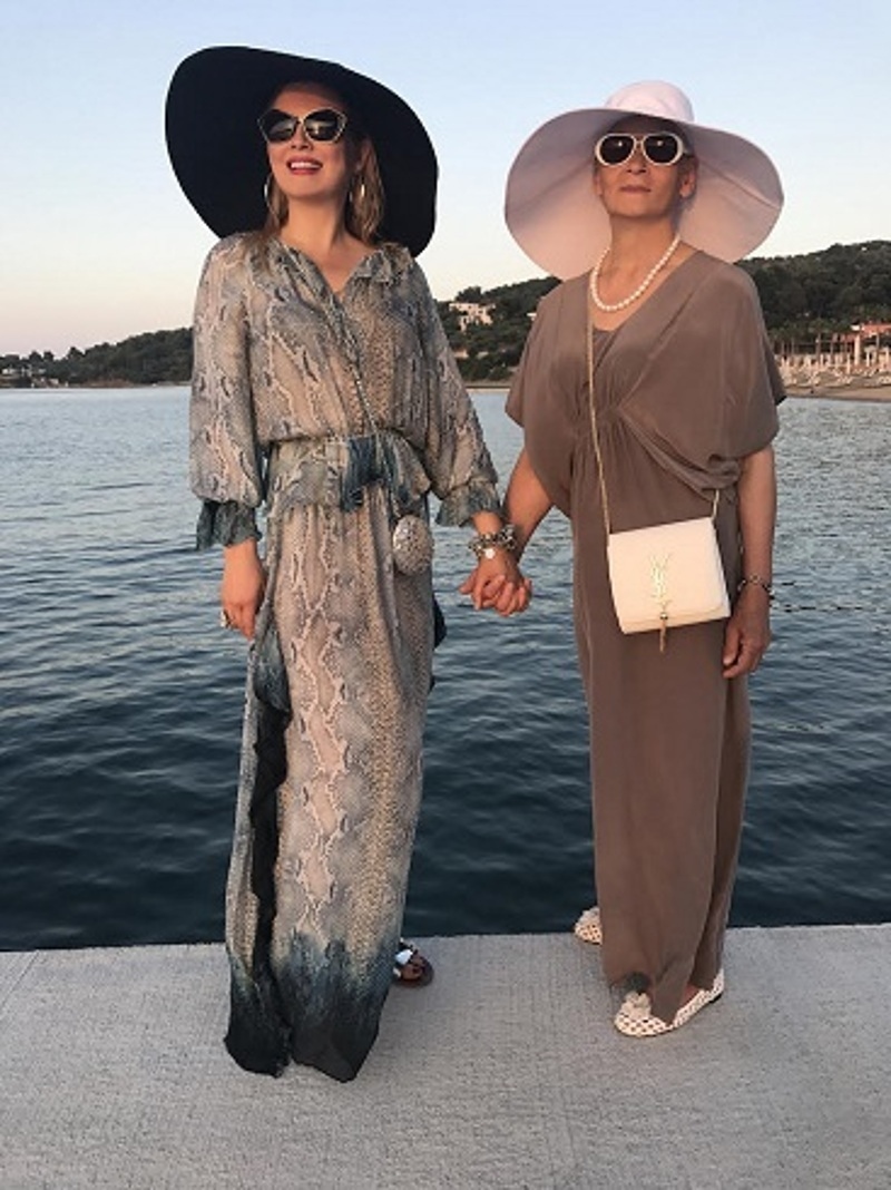 Лена планирует заняться шопингом в Греции