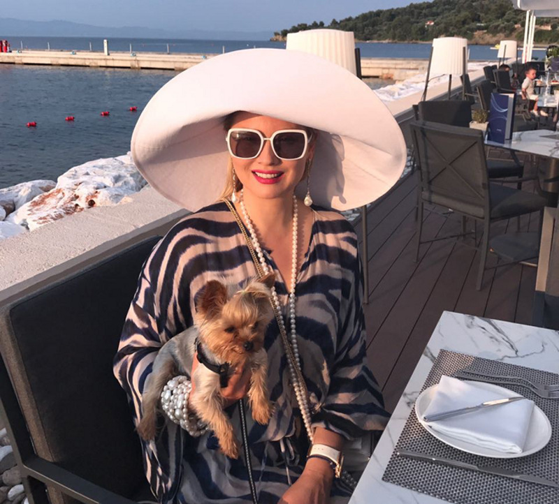 Белый прекрасно сочетается с синим