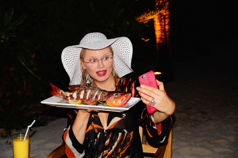 Белый цвет - это летний черный