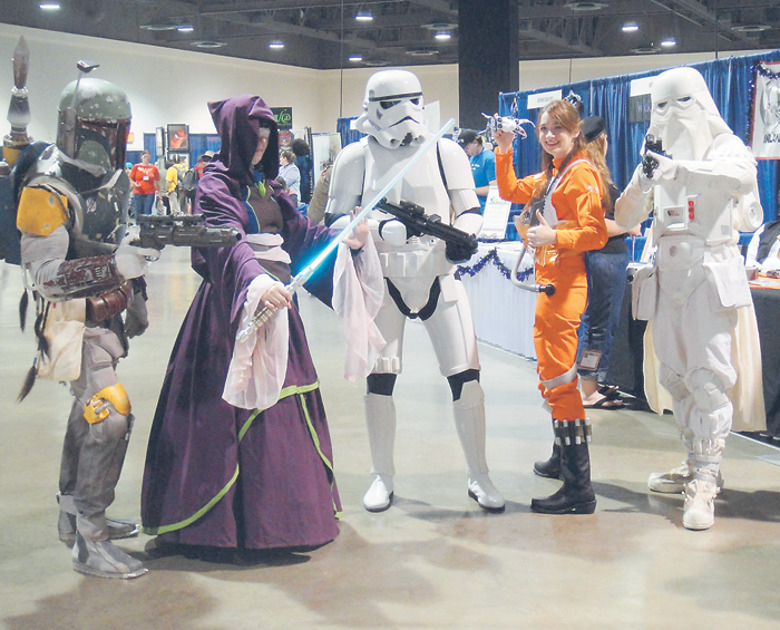 Поклонники «Звездных войн» в образах героев космической саги