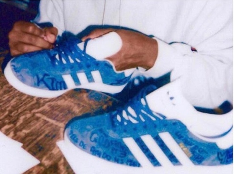 Спортивная обувь от известного дизайнера