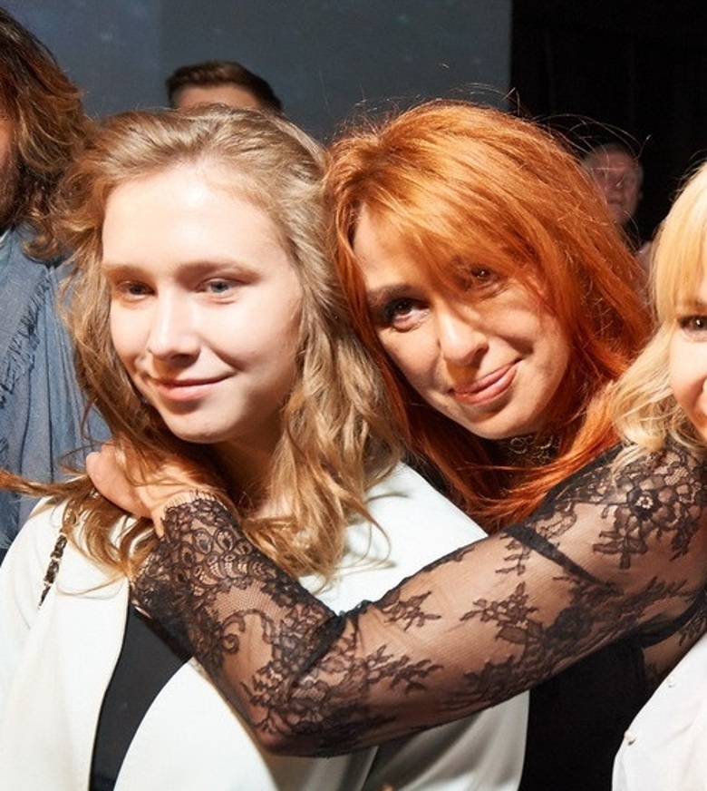 Алена Апина с дочкой Ксенией