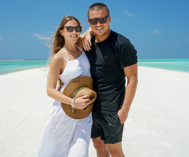 Антон и Юлия Беляевы назвали сына Семеном