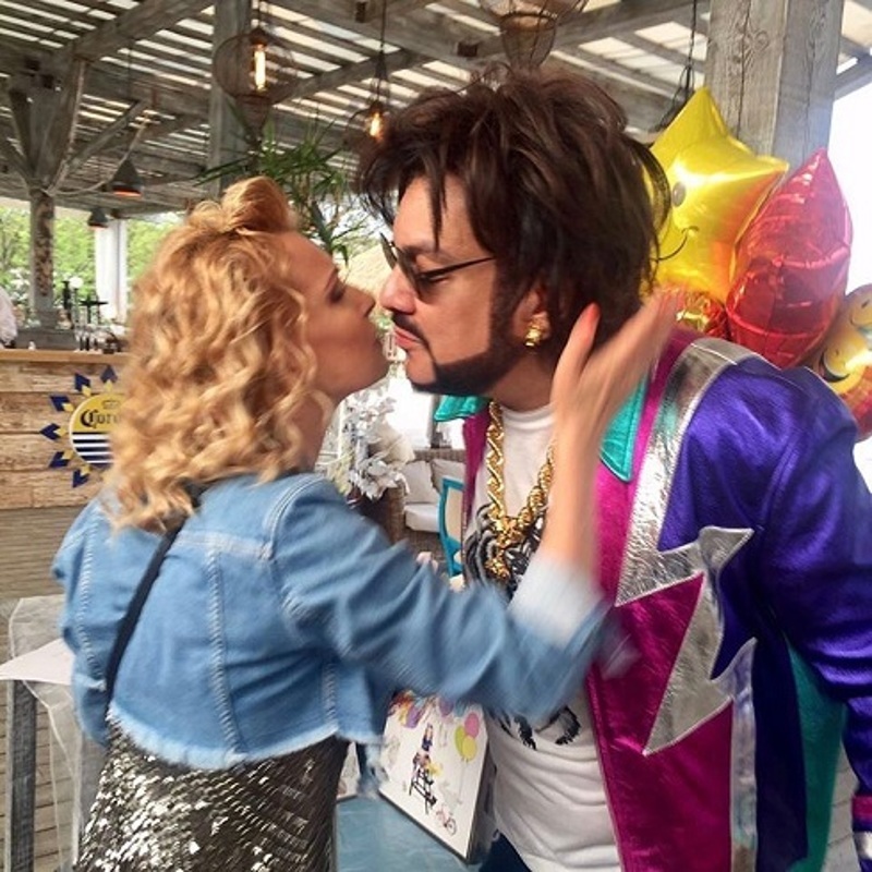 Филипп Киркоров: "Шикарная вечеринка в стиле 90-х"