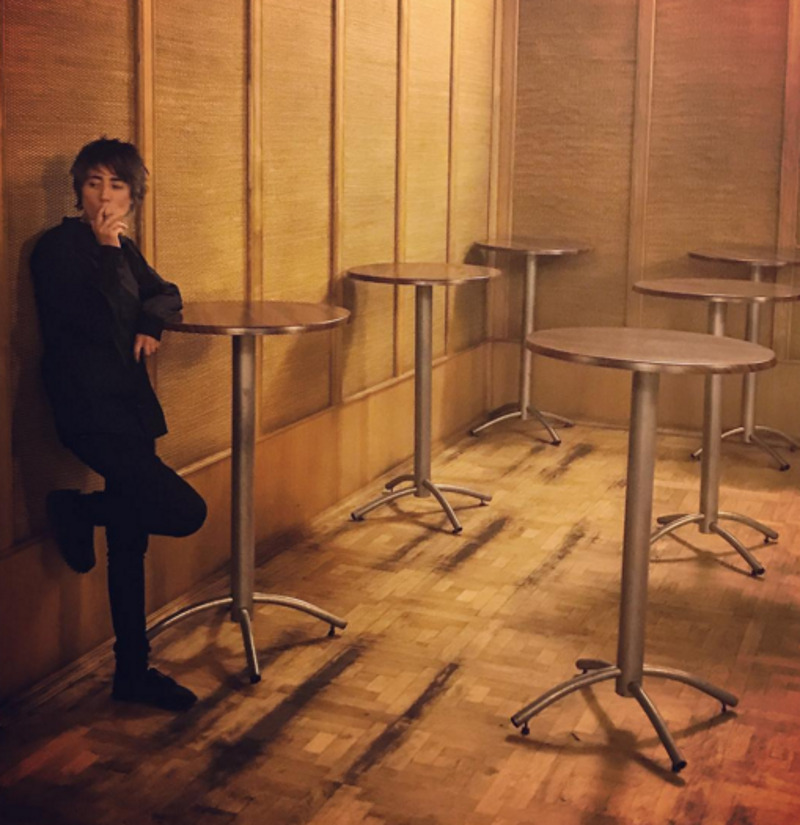 "Наш композитор", - подписала это фото Земфиры Литвинова