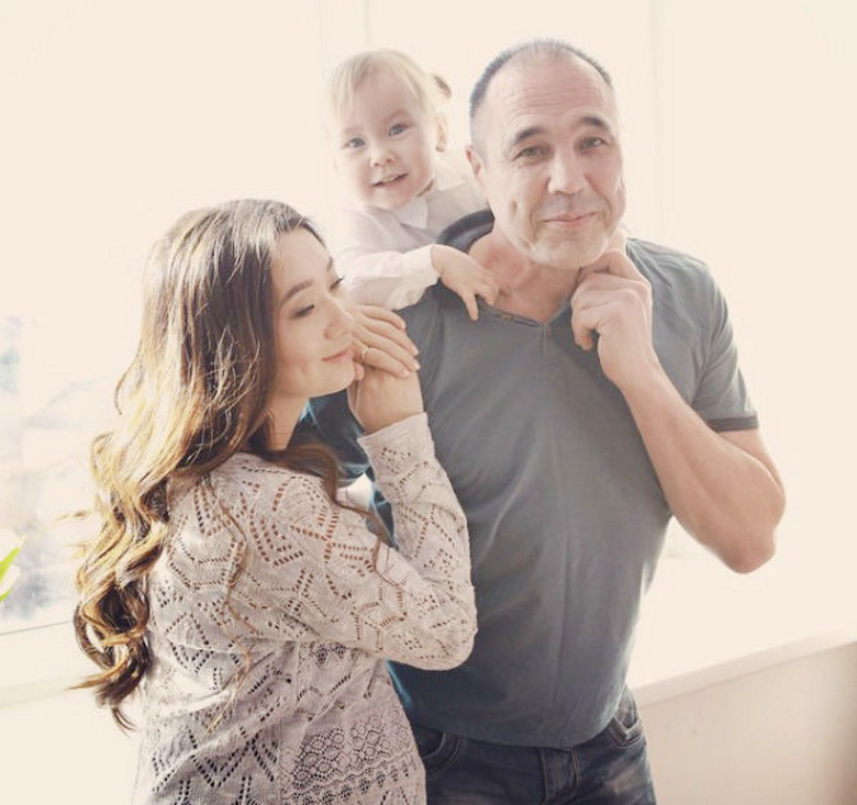 Дмитрий Соколов с семьей