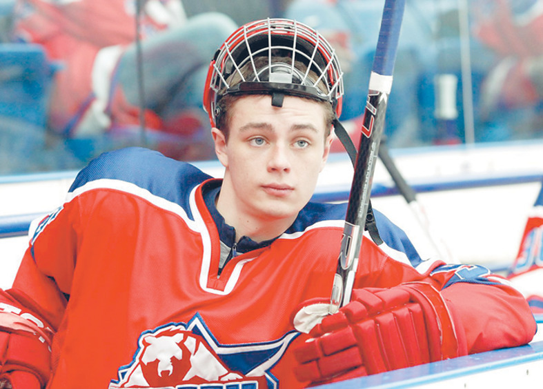 Илья Коробко играет в сериале «Молодежка» защитника Михаила Пономарева