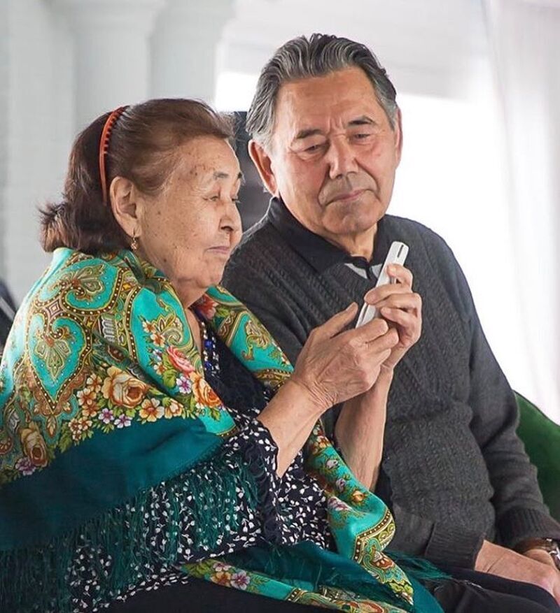 Утяшева показала фото бабушки и дедушки