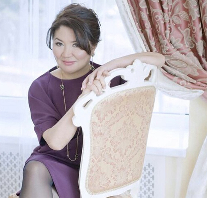 Экстрасенс Кажетта Ахметджанова советует Дане пойти в церковь