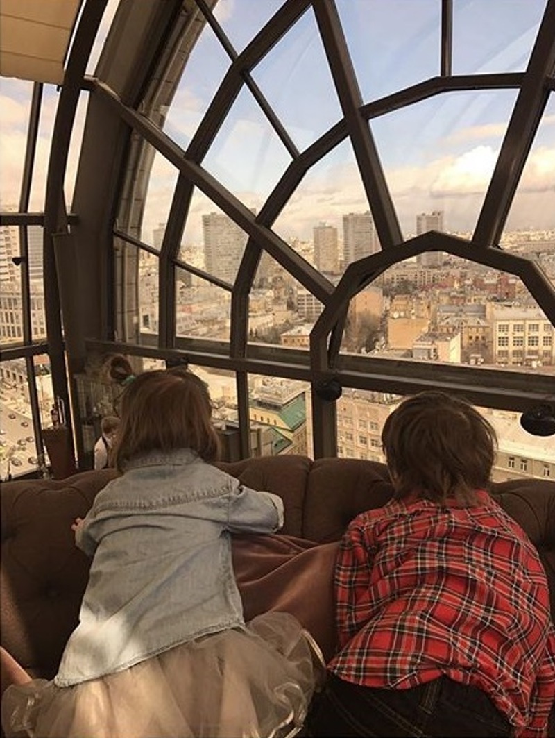 "Счастье" подписала фото актриса