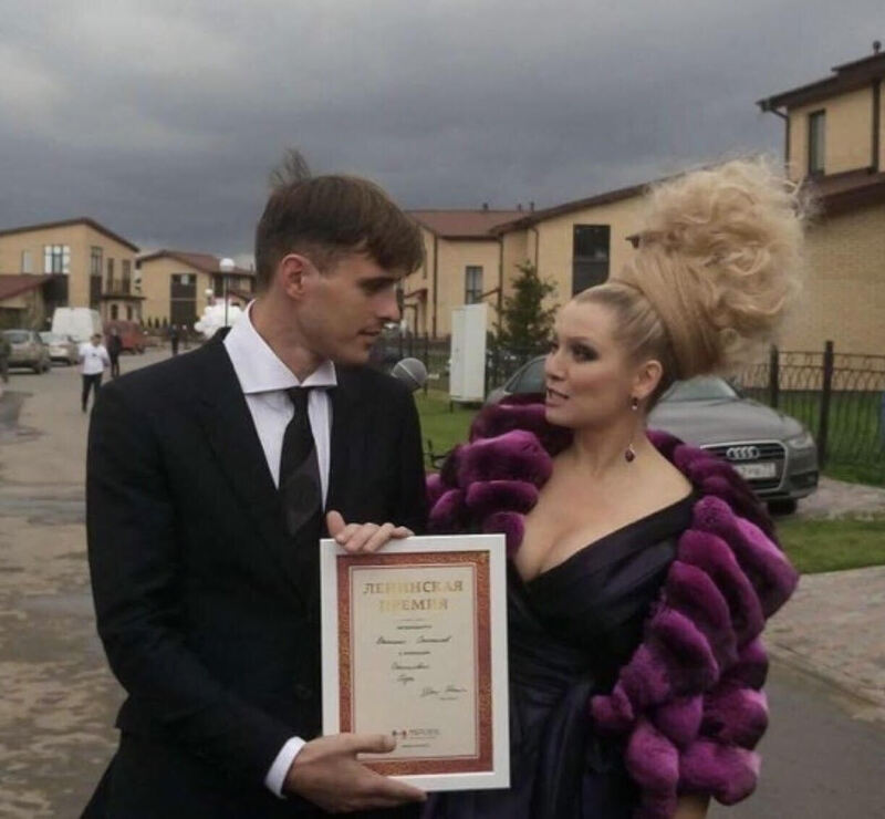 Василий Степанов редко выходил в свет в последние годы, но для главного редактора WomanHit.ru делал исключение