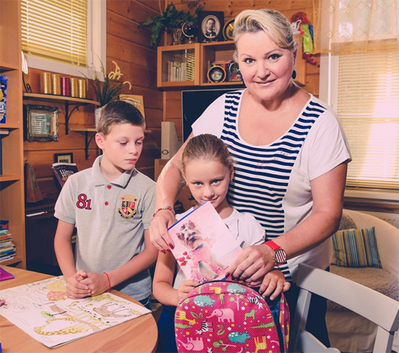 Дети Маргариты Суханкиной также приготовили для мамы сюрпризы