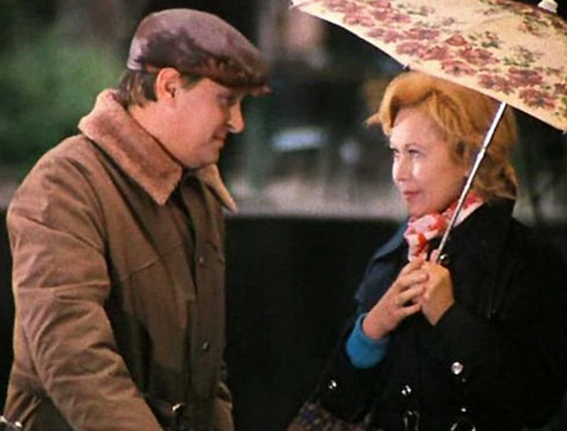 "Служебный роман" принес Немоляевой всенародную славу