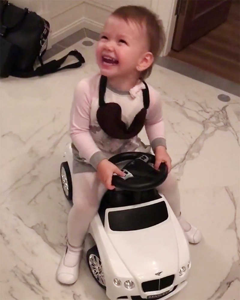 Дочка Темниковой Саша 