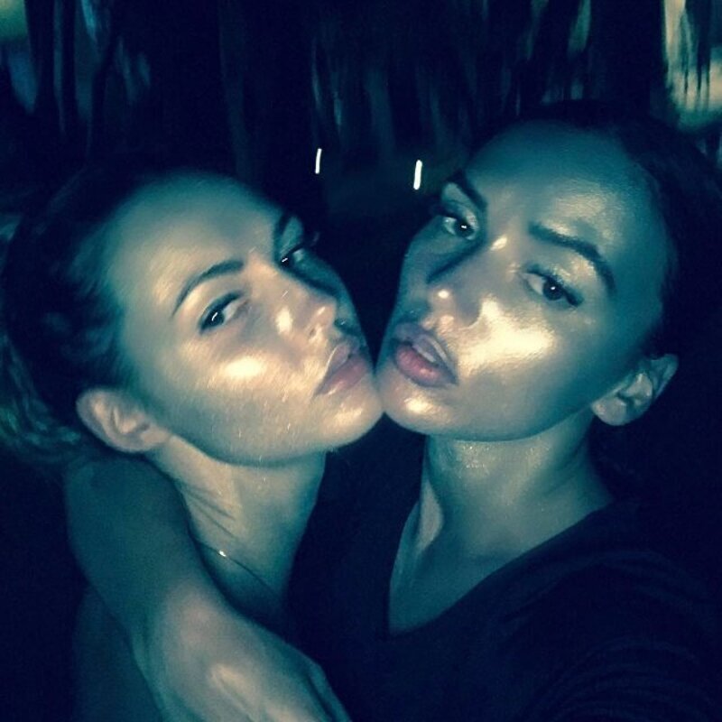 Солистки коллектива "Serebro"