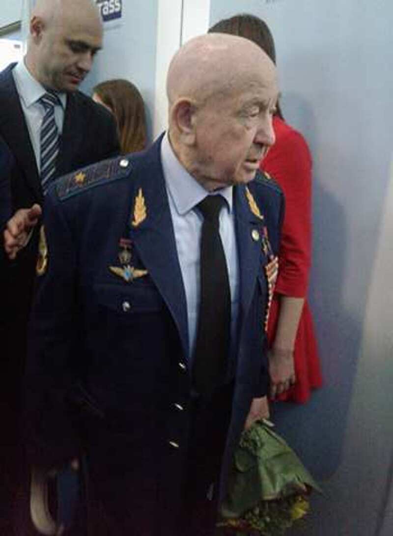 Космонавт Алексей Леонов