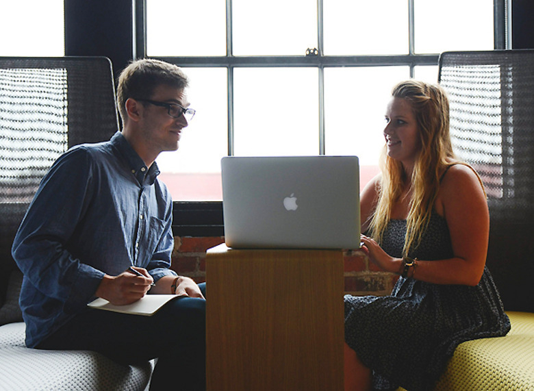 Служебные романы: за и против