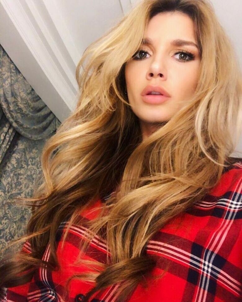 Миша Романова