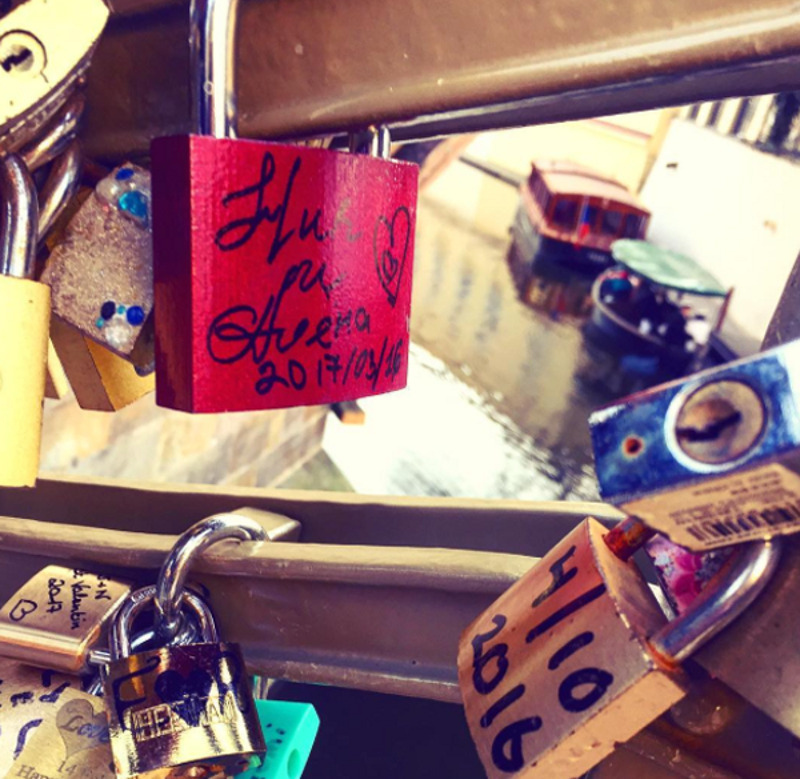 Npresnyakov: «И останется висеть наш замочек в Праге навечно!»