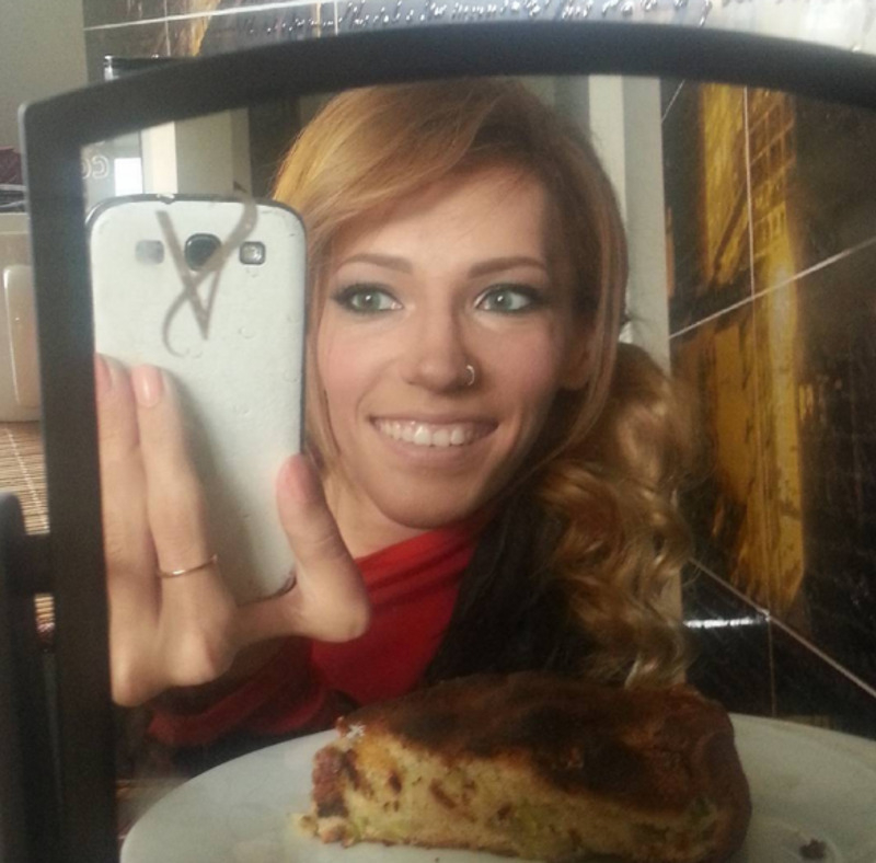 Юлия Самойлова выступит с песней Flame Is Burning («Пламя обжигает»)