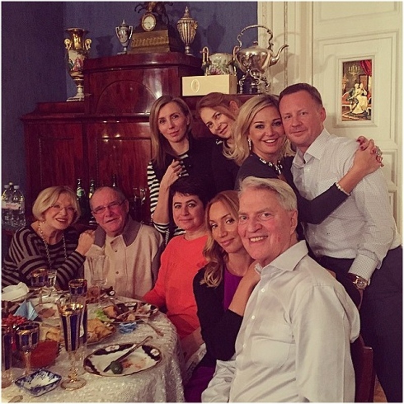 Мария Максакова и Денис Вороненков были счастливы вместе. С Эммануилом Виторганом, Светланой Бондарчук и другими