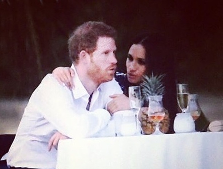 Принц Гарри и Меган Маркл на дружеской свадьбе